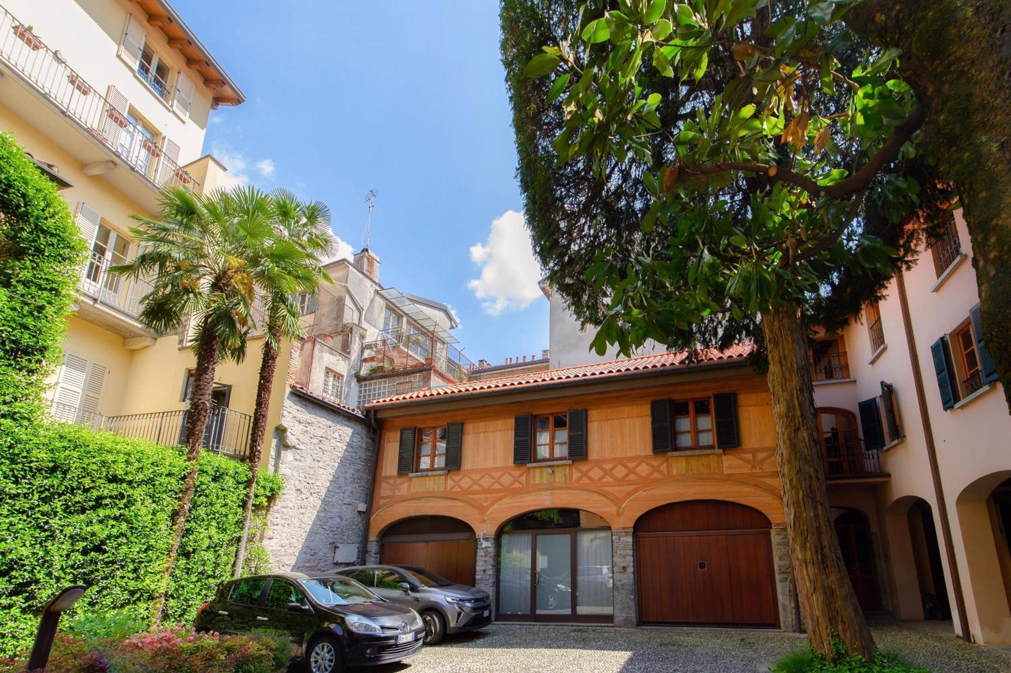 Corte Delle Rondini - Bymyhomeincomo Buitenkant foto