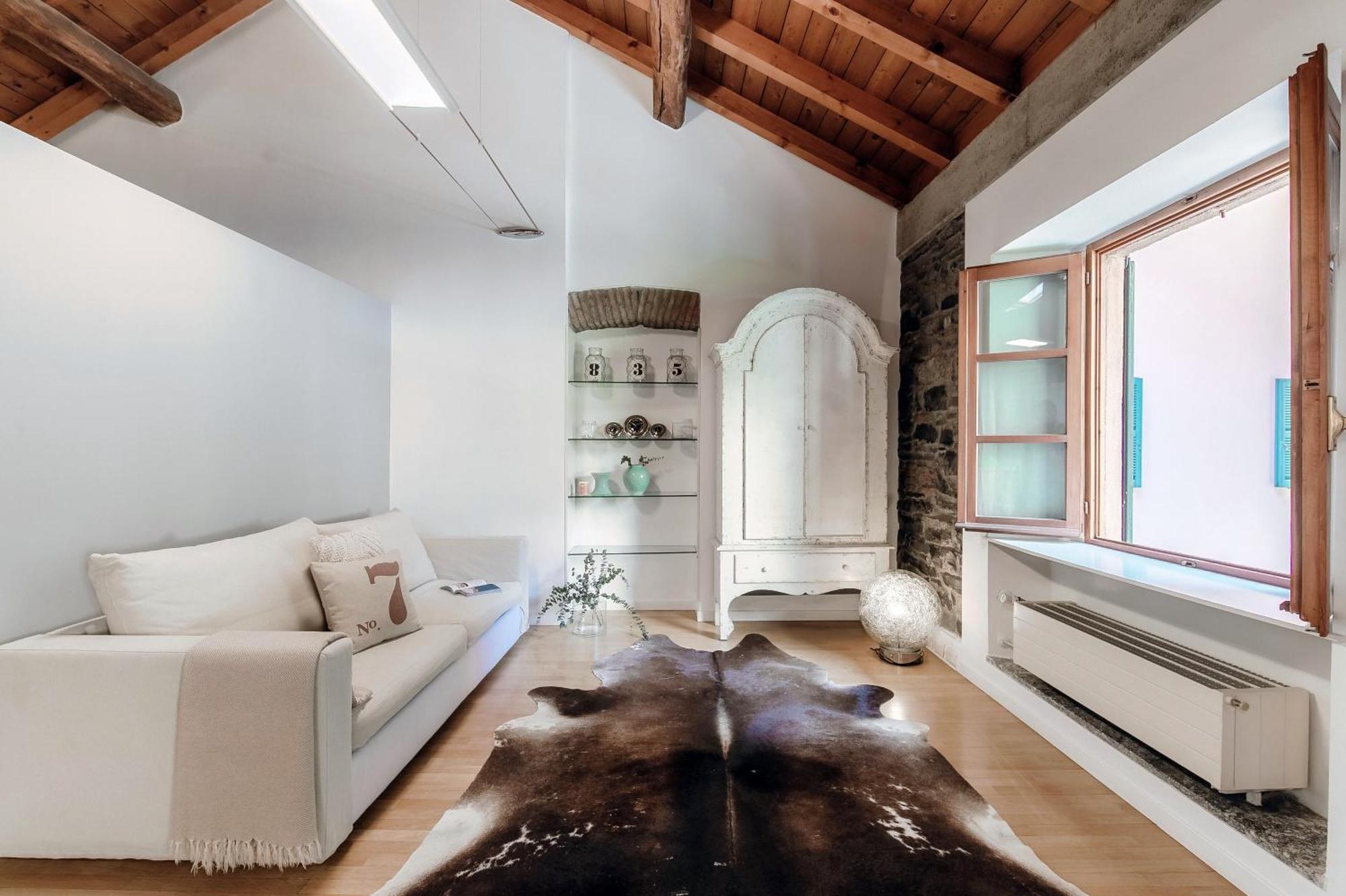 Corte Delle Rondini - Bymyhomeincomo Buitenkant foto