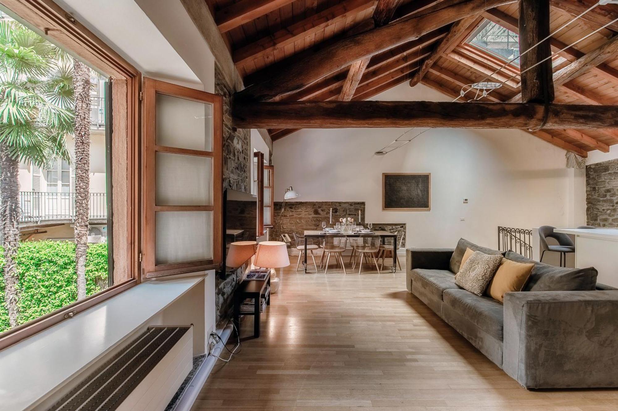Corte Delle Rondini - Bymyhomeincomo Buitenkant foto