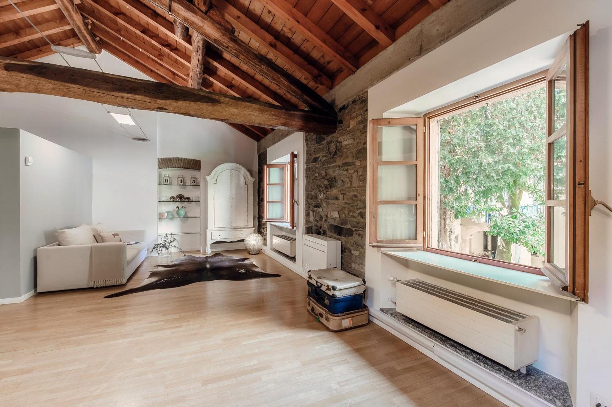 Corte Delle Rondini - Bymyhomeincomo Buitenkant foto