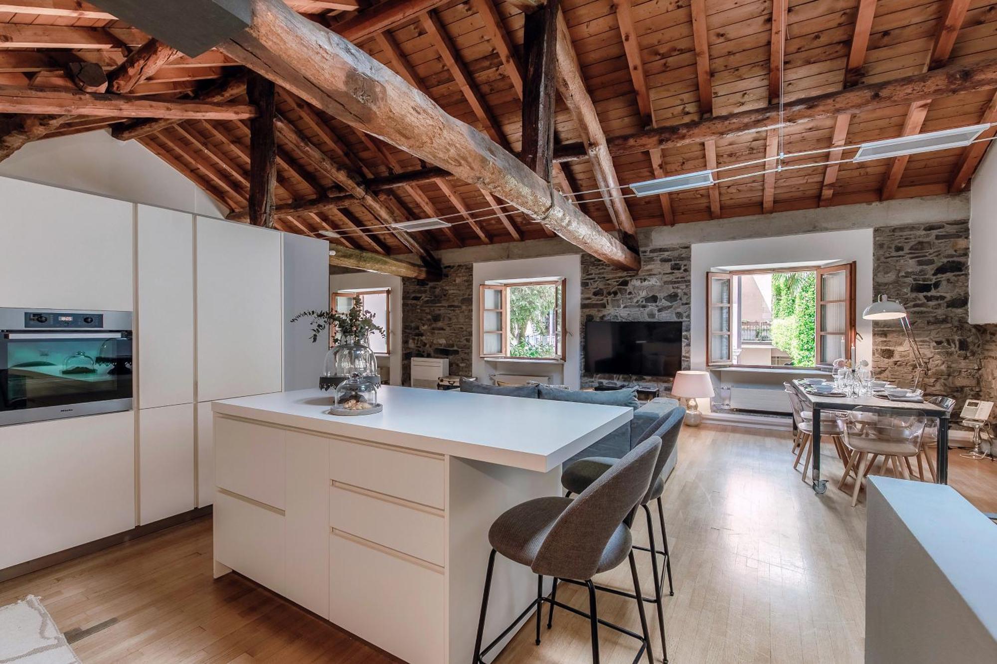 Corte Delle Rondini - Bymyhomeincomo Buitenkant foto